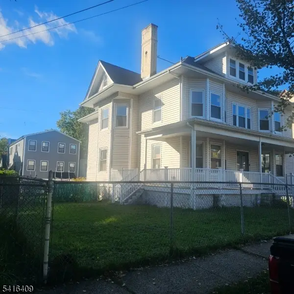847 S 11th St, Newark, NJ 07108 - #2