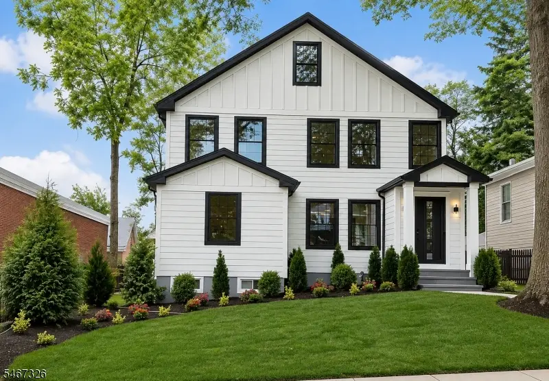 52 Pine St, Millburn, NJ 07041 - #1