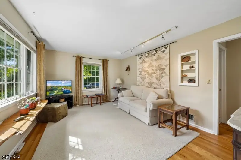 43 Miele Pl, Summit, NJ 07901 - #2