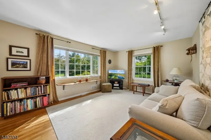 43 Miele Pl, Summit, NJ 07901 - #3