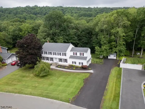 109 Meadowbrook Rd, Randolph Twp., NJ 07869
