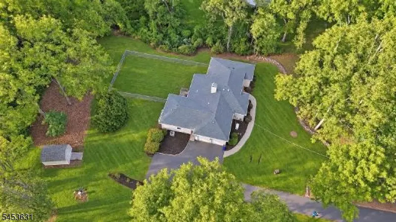 29 Tamarack Rd, White, NJ 07823 - #2