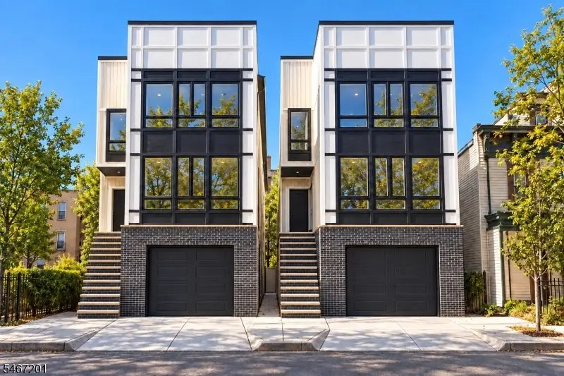 88 Garside St, Newark, NJ 07104 - #1