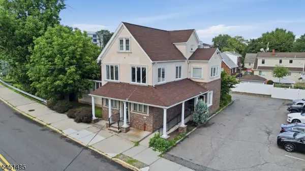 15 Wallington Ave, Wallington Boro, NJ 07057