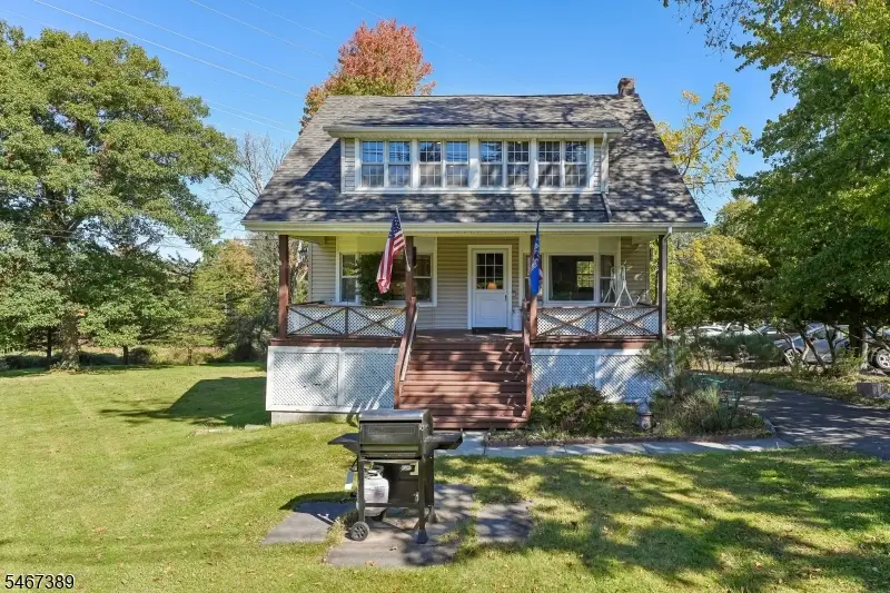 109 Gould Ave, North Caldwell, NJ 07006 - #1