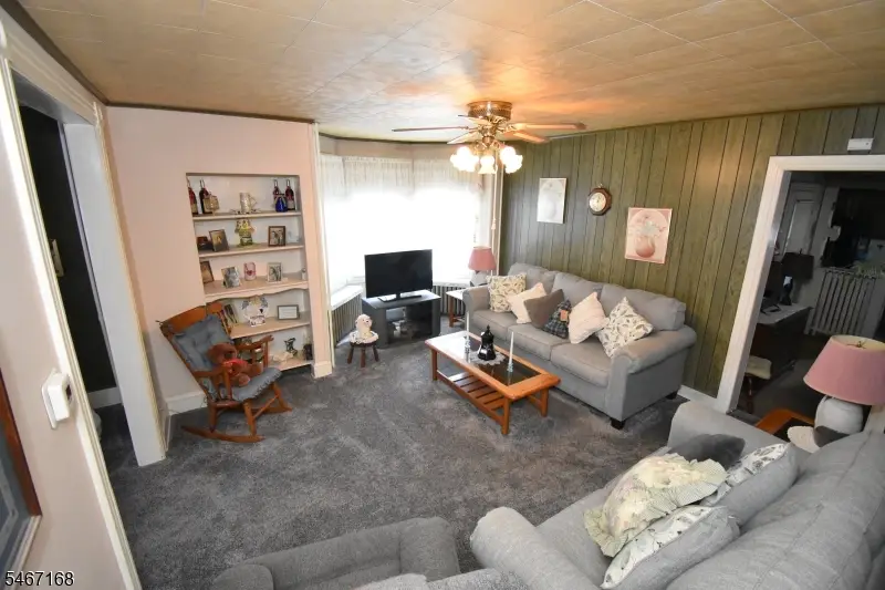 110 Lewis St, Phillipsburg, NJ 08865 - #3