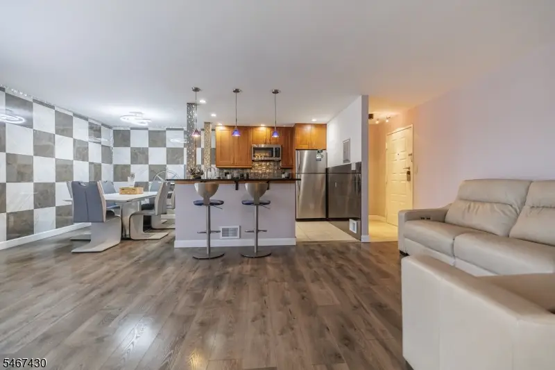1150-1190 W St George C31c031 #31, Roselle, NJ 07036 - #3