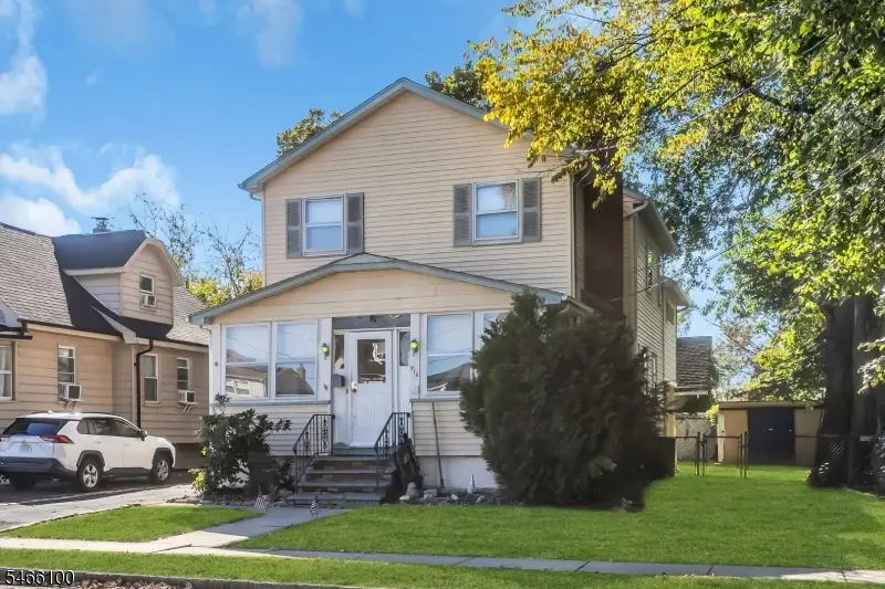 416 Roosevelt St, Roselle Park, NJ 07204 - #2