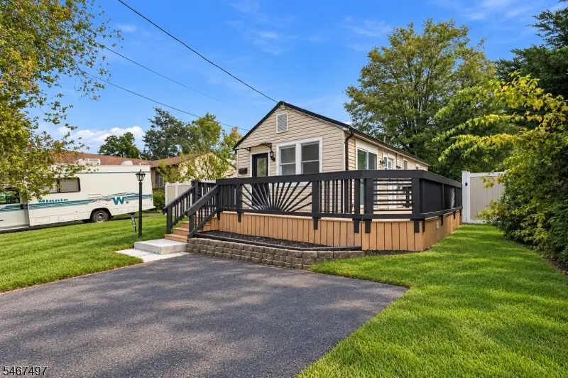 250 Brookside Ave, Laurence Harbor, NJ 08879 - #2