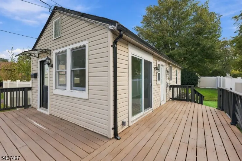 250 Brookside Ave, Laurence Harbor, NJ 08879 - #3
