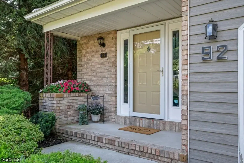 92 Edgefield Dr, Parsippany Troy Hills, NJ 07950 - #3