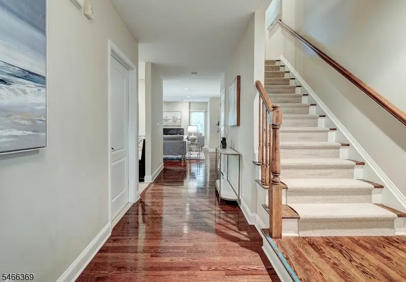 38 Eggers Ct, Summit, NJ 07901 - #3