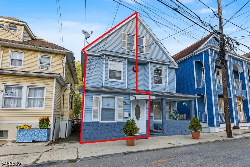9 Lowden St, Elizabeth, NJ 07208 - #3