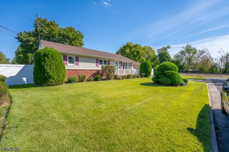 8 N 11th Ave, Manville, NJ 08835 - #2
