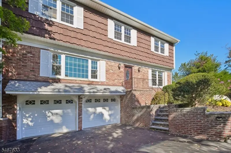 42 Collins Ave, Ramsey, NJ 07446 - #3
