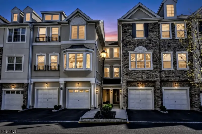 31 Barrister St, Clifton, NJ 07013 - #1