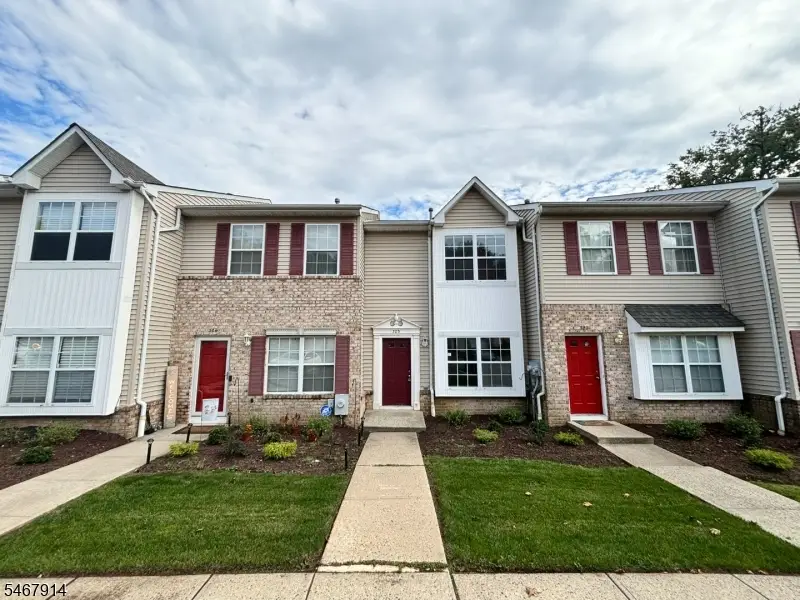 303 Tallwood Ln, Green Brook, NJ 08812 - #1