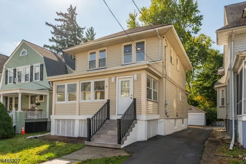 18 Meeker St, West Orange, NJ 07052 - #1