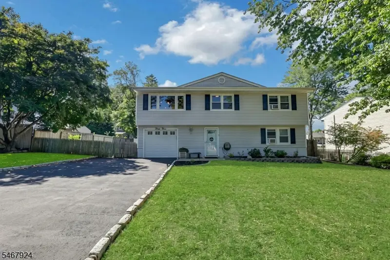 33 Van Buren Ave, Westwood, NJ 07675 - #3