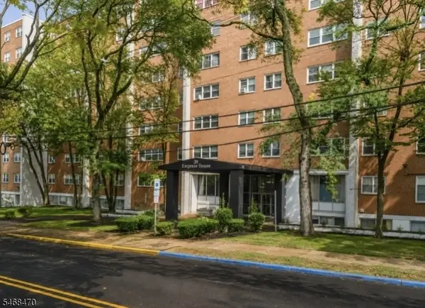 39 E 39th St., 7g #G, Paterson City, NJ 07514