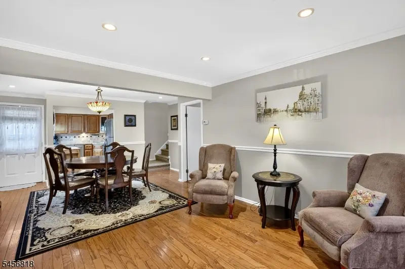 41 School St, Clark, NJ 07066 - #3