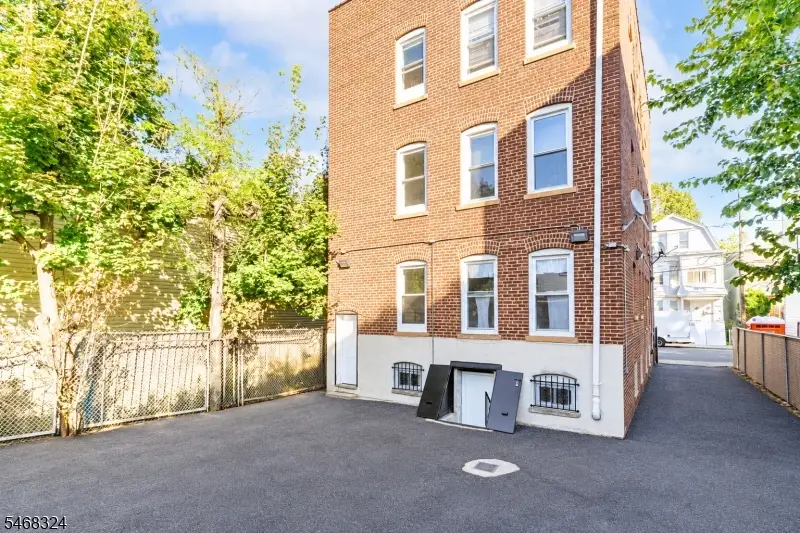617 S 20th St, Newark, NJ 07103 - #3