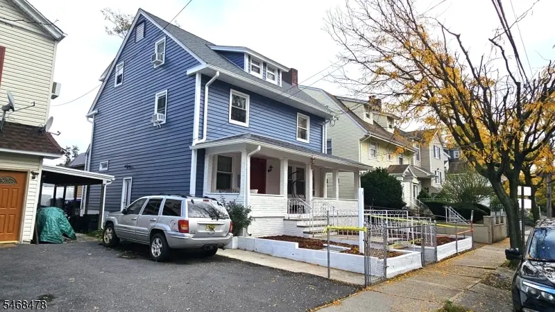 647 E 28th St, Paterson, NJ 07504 - #3
