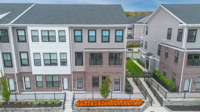 341 Main St, Singac, NJ 07424 - #3