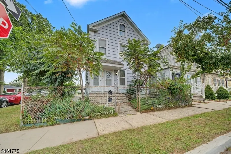 349 Lafayette St, Rahway, NJ 07065 - #1