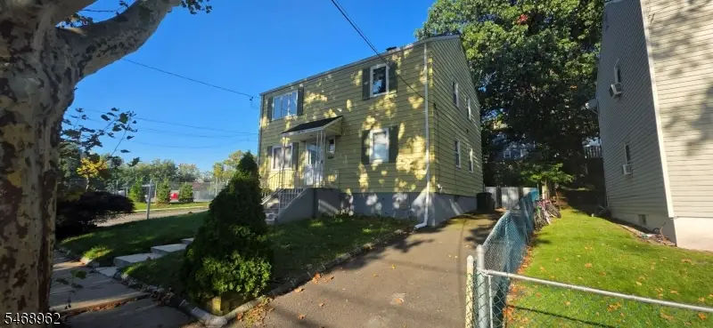 54 7th Ave, Passaic, NJ 07055 - #1
