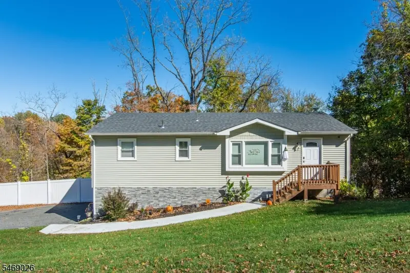 3 Gardenia Rd, Glenwood, NJ 07418 - #2