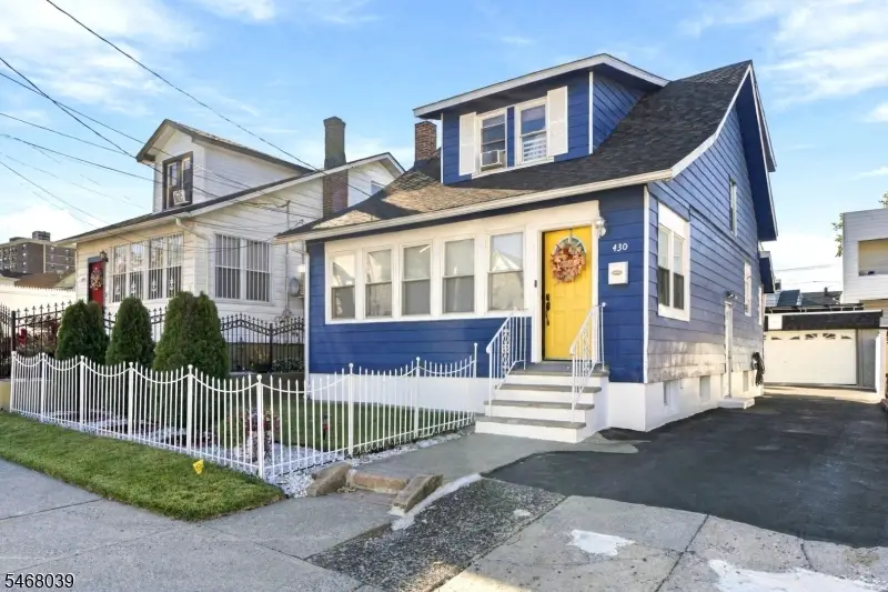 430 E 28th St, Paterson, NJ 07514 - #2