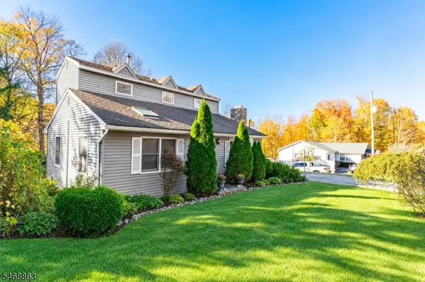 38 Highland Lakes Rd, Vernon Twp., NJ 07462