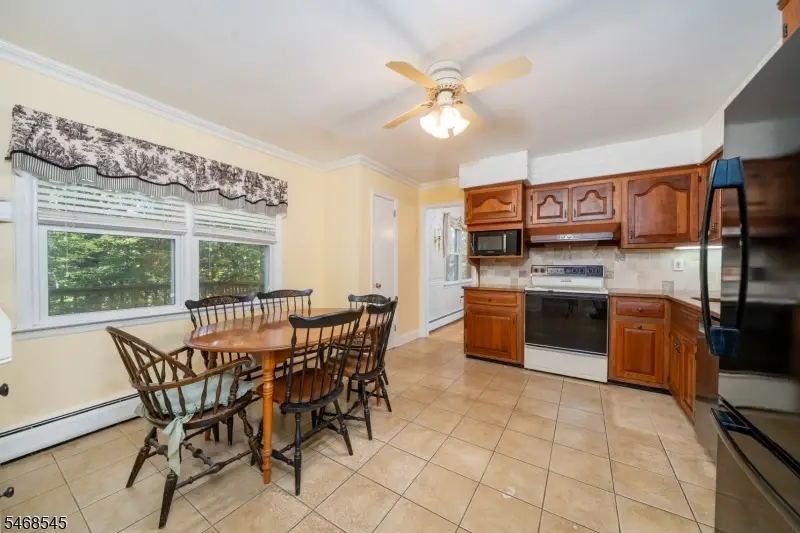 8 Hathaway Dr, New Providence, NJ 07974 - #3