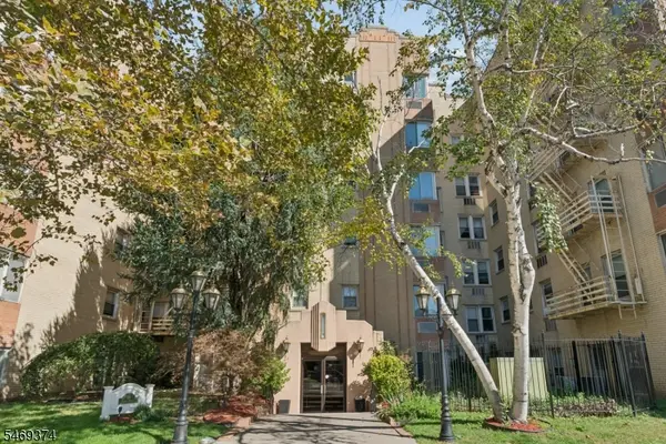 19-31 Lyons Ave #610, Newark City, NJ 07112