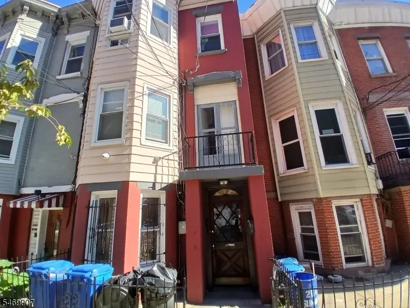 266 Summit Ave, Jersey City, NJ 07306 - #1