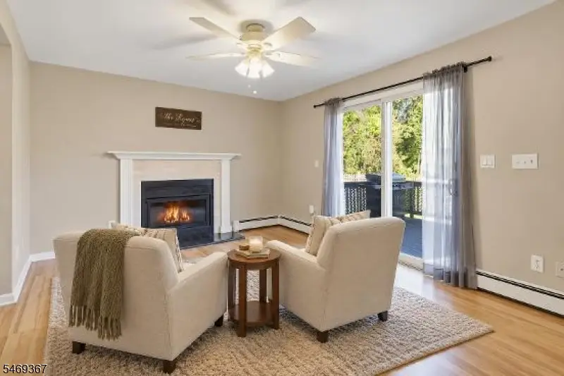 26 Countryside Rd, Knowlton, NJ 07832 - #3
