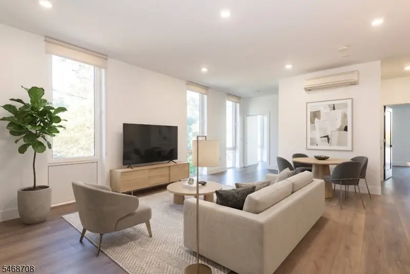 21 Lincoln Park #100, Newark, NJ 07102 - #3