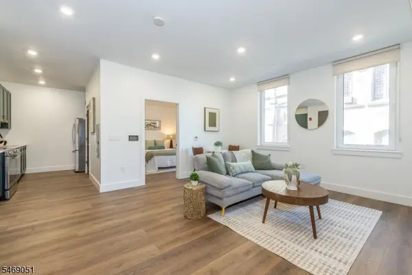21 Lincoln Park #101, Newark City, NJ 07102