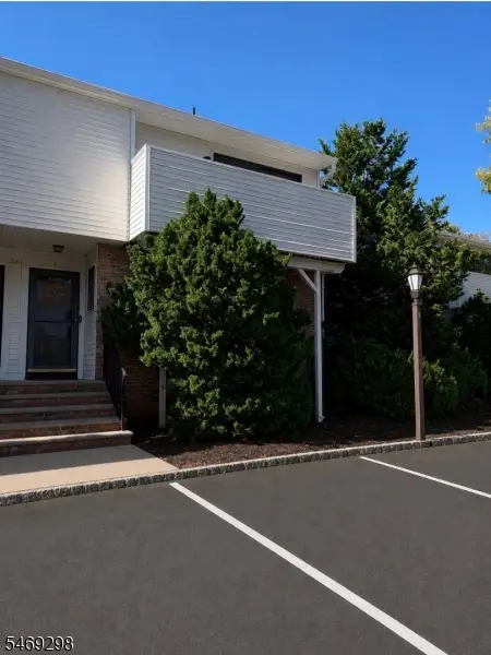901F Merritt Dr, Hillsborough, NJ 08844 - #1