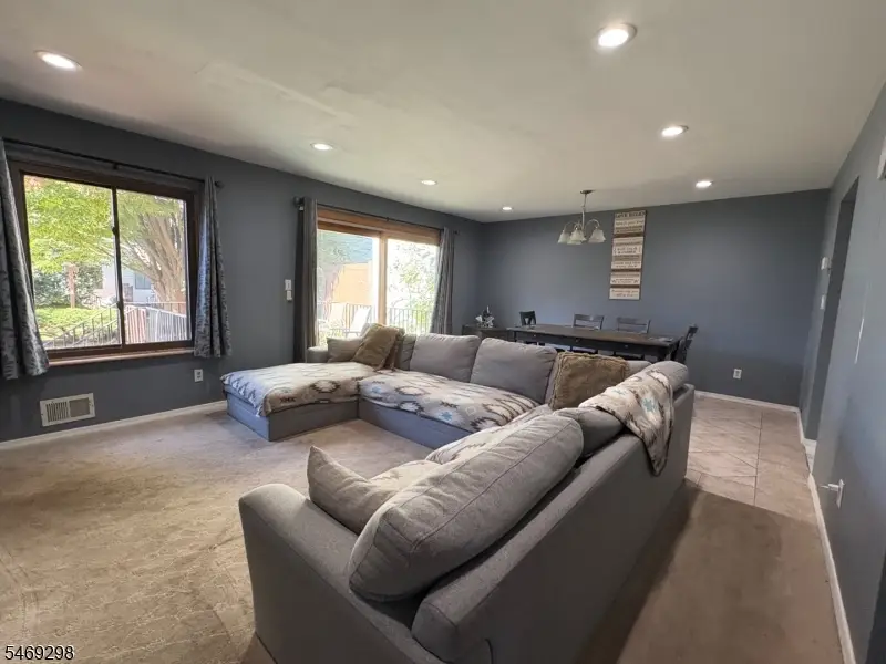 901F Merritt Dr, Hillsborough, NJ 08844 - #2