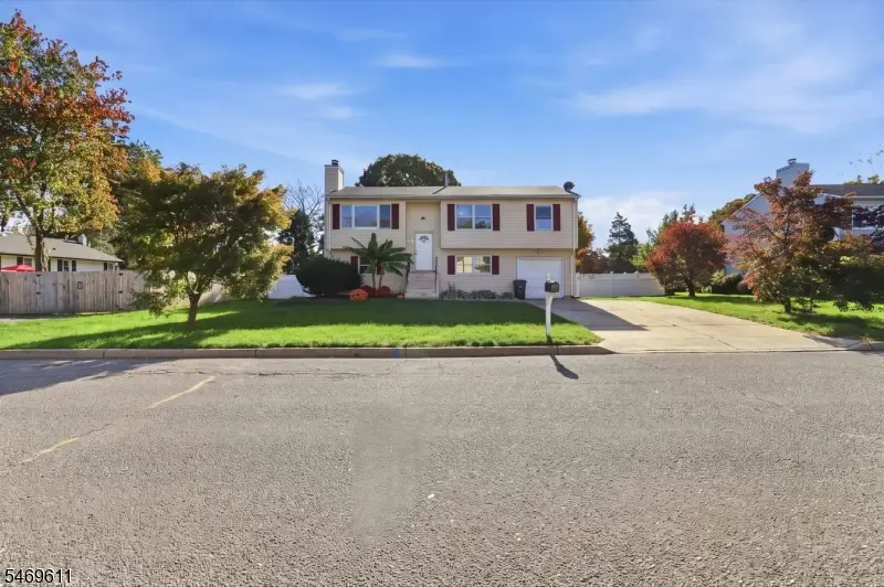 183 Arlington Ave, Franklin, NJ 08873 - #1