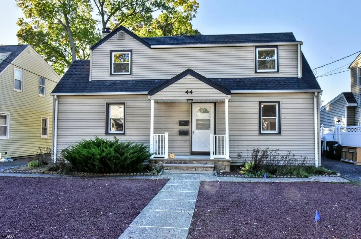 44 Ekings Ave, Hawthorne, NJ 07506 - #1