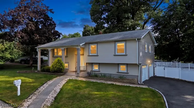 66 Lockwood Pl, Clifton, NJ 07012 - #1