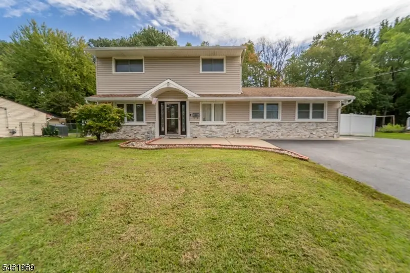 80 Stillwell Rd, Kendall Park, NJ 08824 - #2