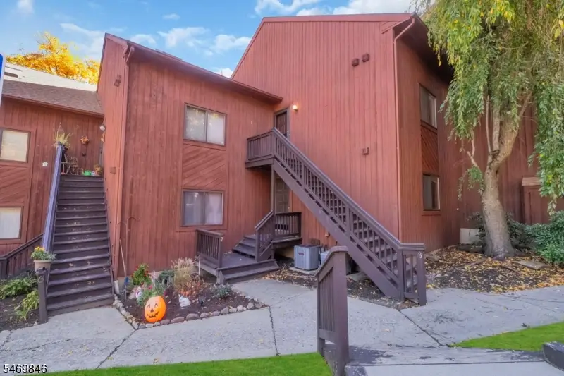 6 Baily Bunion Ct #7, Vernon, NJ 07462 - #1
