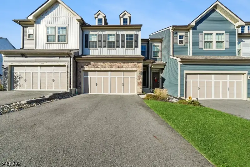 42 Dahlia Dr, Warren, NJ 07059 - #1