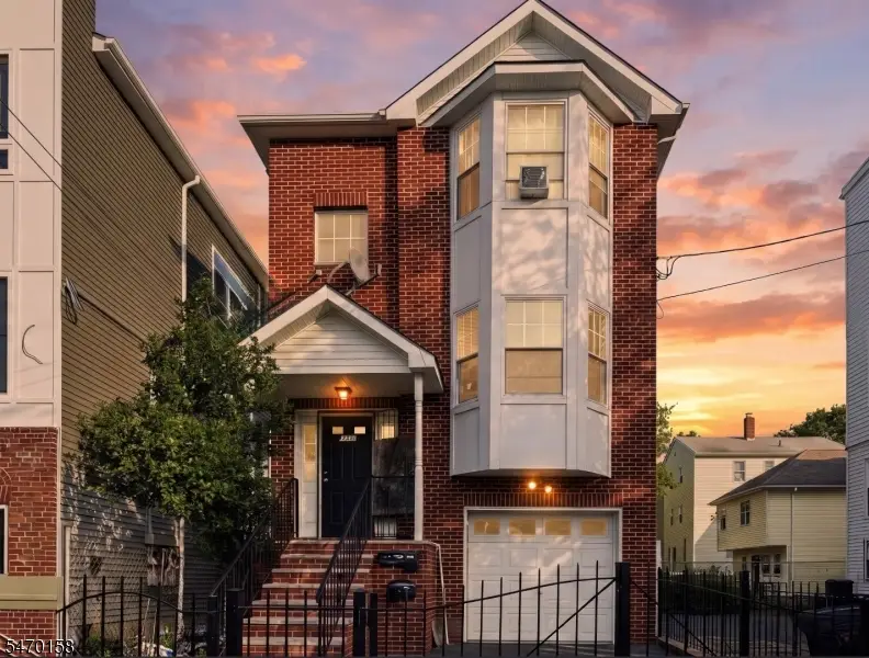 606 S 19th St, Newark, NJ 07103 - #1