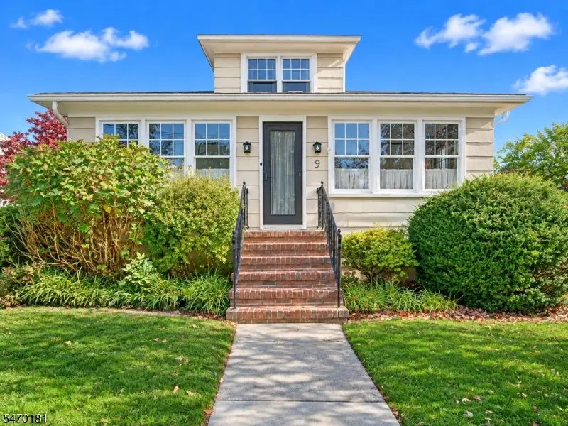 9 Montgomery Ave, Rocky Hill, NJ 08553 - #1
