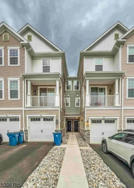 204 Honeysuckle Ln, Warren, NJ 07059 - #3